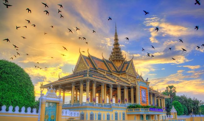 Mekong Cruise Phnom Penh
