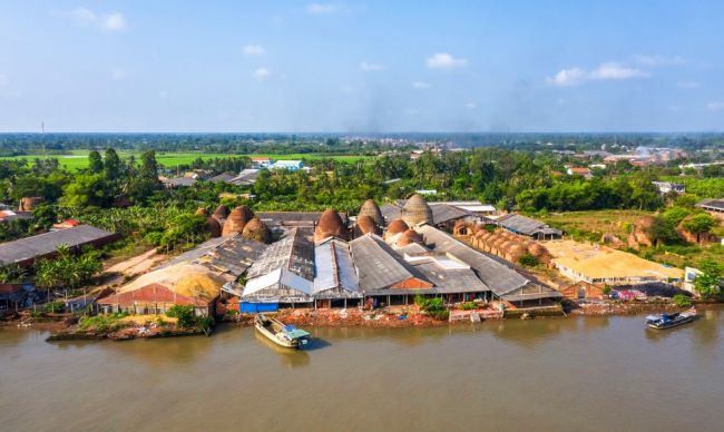 Mekong Cruise Mang Thit